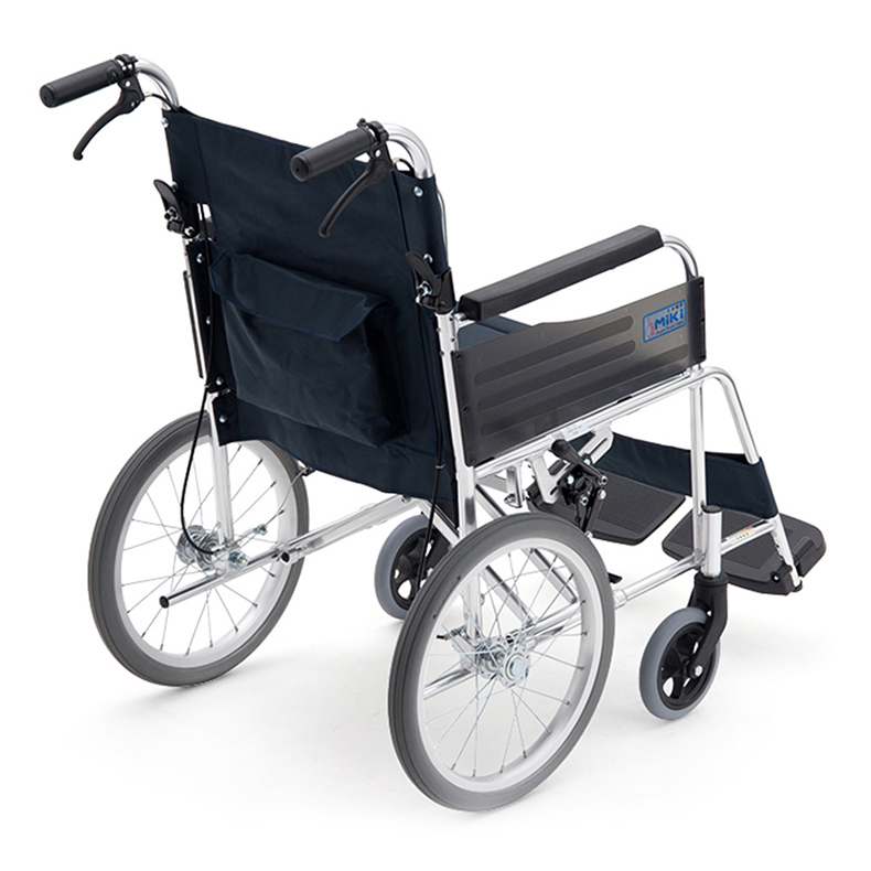 日本品牌 Miki ST43JL-16 手推輪椅，帶有白色背景的輪子。