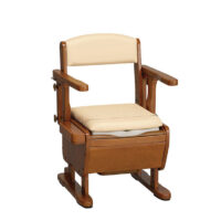 輪椅王 日本品牌Aron AR-750L 座便椅,配有扶手和米色軟墊座椅,採用日本品牌Aron AR-750L 座便椅的人體工學設計。