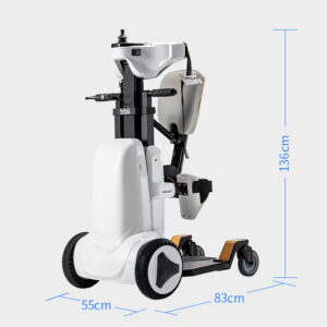 Fauteuil roulant Wangbangbang [fauteuil roulant électrique vertical] BBR-XZ-YWJ-01 est un appareil mobile robot blanc, de 136 cm de haut, 55 cm de large et 83 cm de profondeur. Il comporte un guidon, un siège et trois roues pour une meilleure maniabilité.