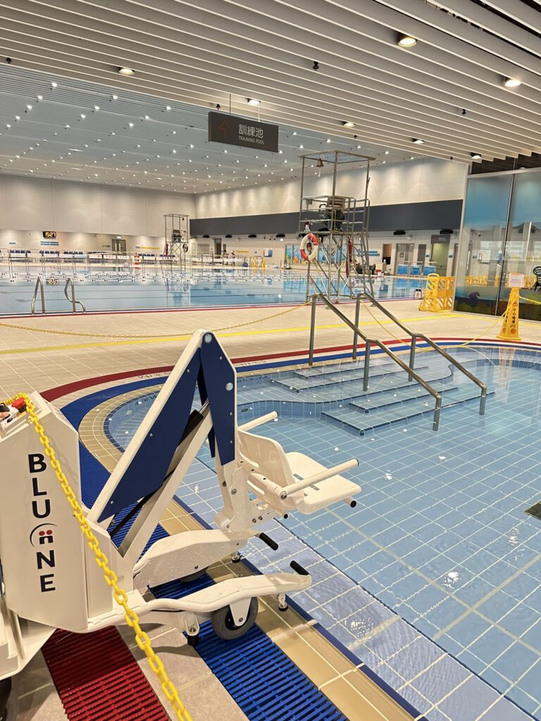 大埔東昌街遊泳池購買泳池移位架 Mobile Pool Lift