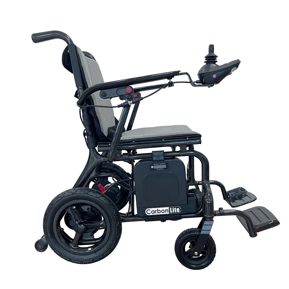 [Wheelchair King] Side view of the ultra-lightweight 15kg Carbon Lite carbon fiber electric wheelchair WCKSM-507, in stylish black and gray, equipped with joystick controls and sturdy wheels.